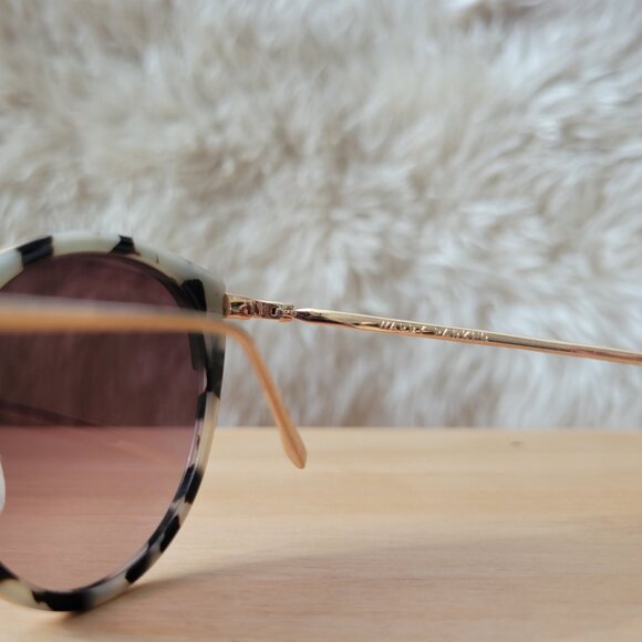 Warby Parker Faye Italian sunglasses - Picture 4 of 7